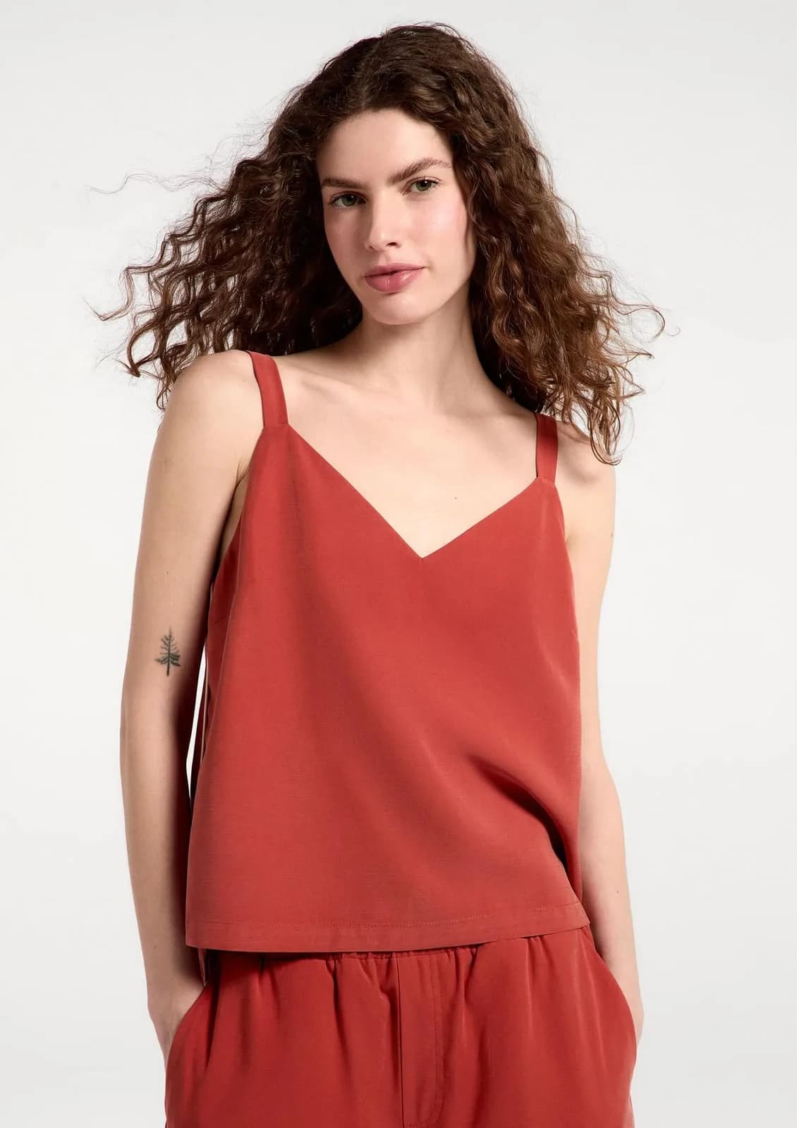 Camisa fem vermelha Tamanhos p e m